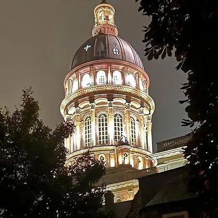 Au Pied De La Cathedrale Notre Dame * 볼로뉴쉬르메르